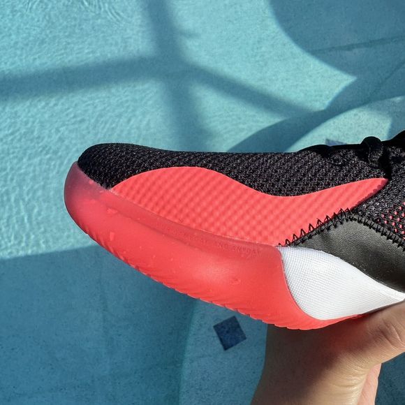 MEN\'S adidas D Rose 773 Black Signal Pink Basketball Shoes FW8663